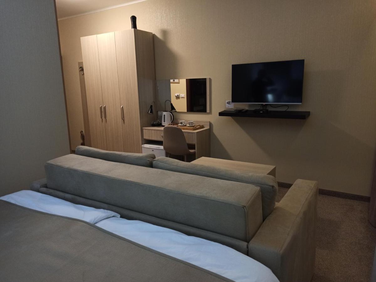Vila Lucky Kop & Restoran 科帕奥尼克 外观 照片